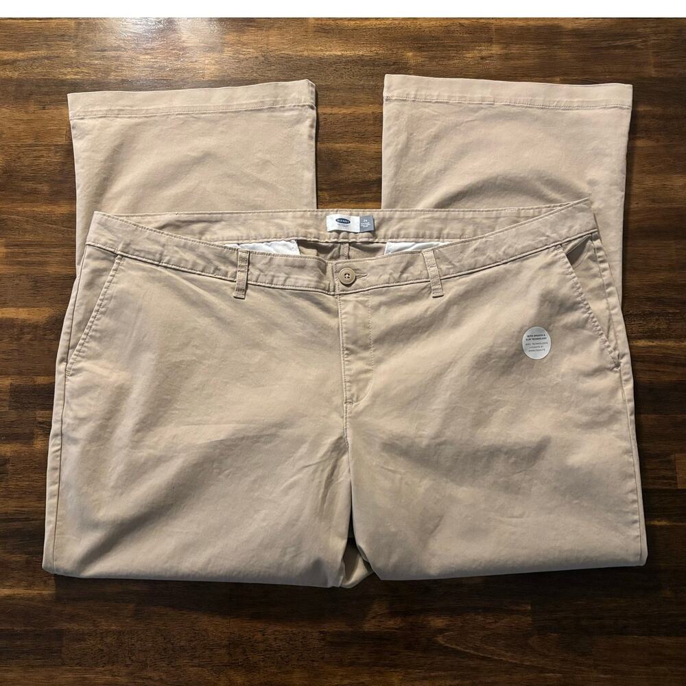 Old Navy Women’s Plus Size 24 Short 48 x 30 Pants Cotton Stretch Twill Khakis - Picture 3 of 12